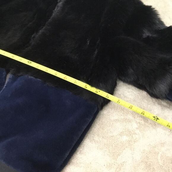 JOHN + JENN Two Tone Faux Fur Bomber Jacket- Size M - Picture 6 of 8